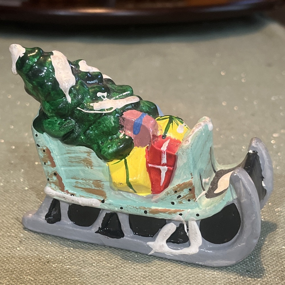 Dept 56 Rare Snow House/Snow Village Holiday Sleigh Accessory #50792 Retired
